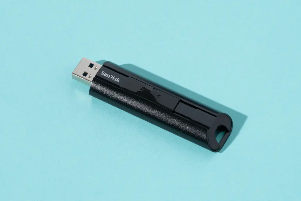 what is a usb flash drive